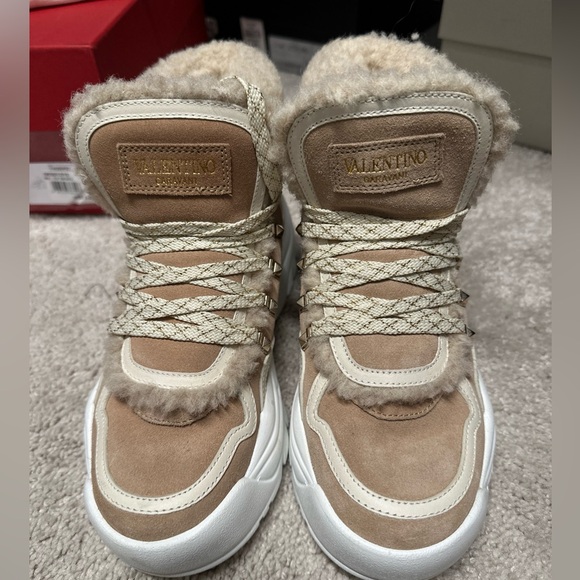 Valentino Womens Gumboy Mid Top Shearling Sneakers SZ 35 $1050 Worn Once - Picture 2 of 9